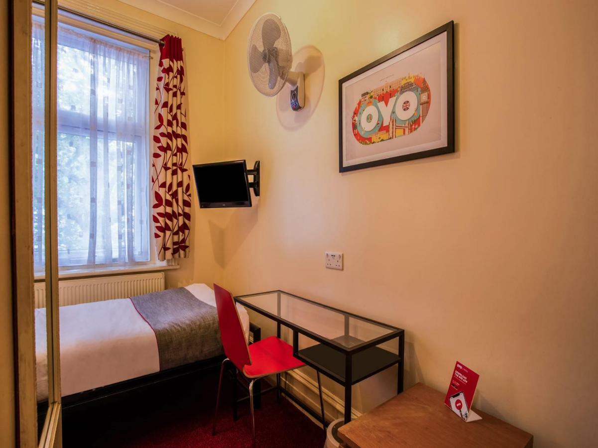 Oyo Lifestyle Golden Strand London Luaran gambar