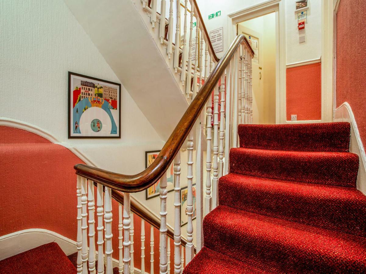 Oyo Lifestyle Golden Strand London Luaran gambar